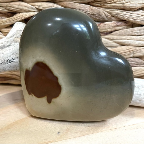 Polychrome Jasper heart - Picture 3 of 9